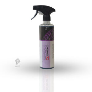 واکس براق کننده لاستیک ۴۰۰ میلی لیتری کمیکس مدل Chemiex Tire gloss wax 400ml با ماندگاری 15 روزه محافظ لاستیک اتومبیل شما در برابر نور خورشید، رطوبت، خشکی هوا و دیگر عوامل محیطی است. ماندگاری بالا و درخشندگی بی نظیری که به سطح لاستیک می دهد، رضایت استفاده کنندگان از این محصول با کیفیت را کاملا فراهم نموده است.