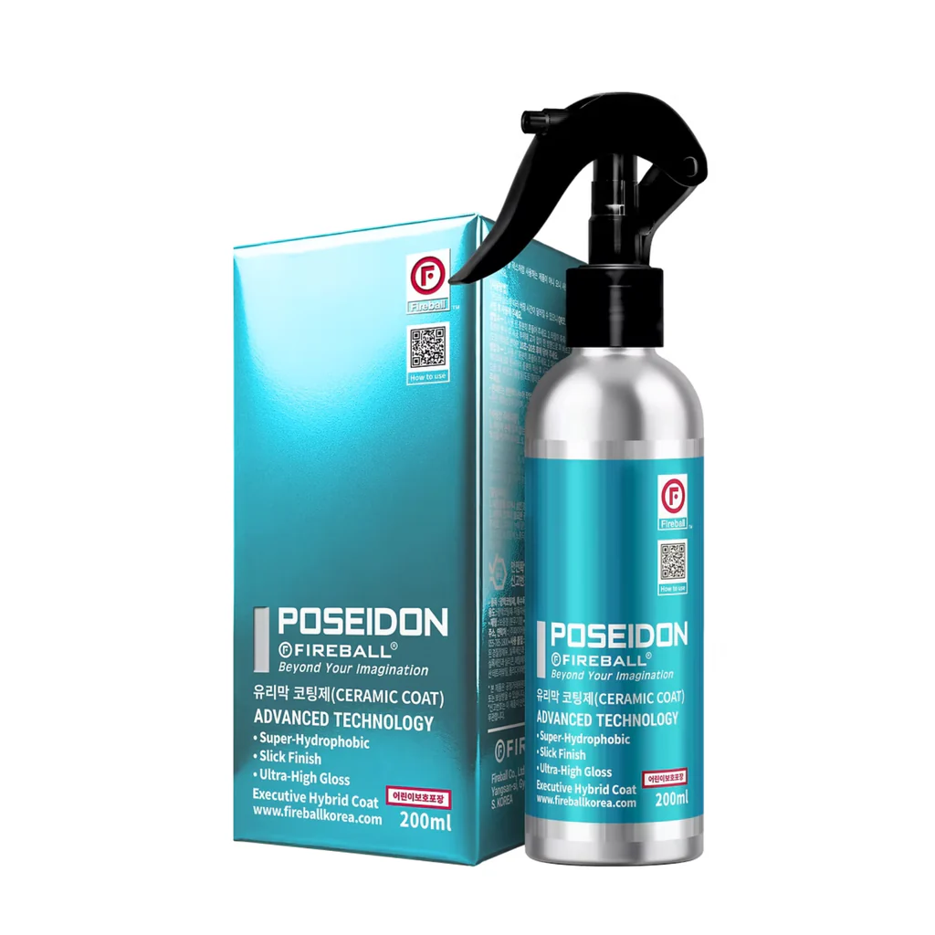 اسپری سرامیک Fireball Poseidon یکی از قدرتمندترین پوشش‌های سرامیکی اسپری‌شونده در مجموعه Fireball است و به‌عنوان یک Hybrid Spray Ceramic Coating شناخته می‌شود. این محصول با ترکیب فناوری‌های SiO₂، SiC و ساختار Superlink، یک لایه محافظ بسیار مقاوم و بادوام ایجاد می‌کند که تا ۱۸ ماه روی سطح باقی می‌ماند.